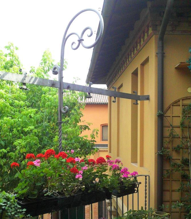 Bed and Breakfast Il Giardino Segreto à Imola Extérieur photo